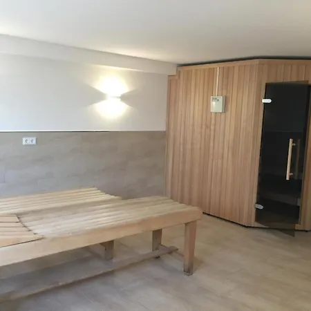 Bellevue Nr. 25 * شاربوتس